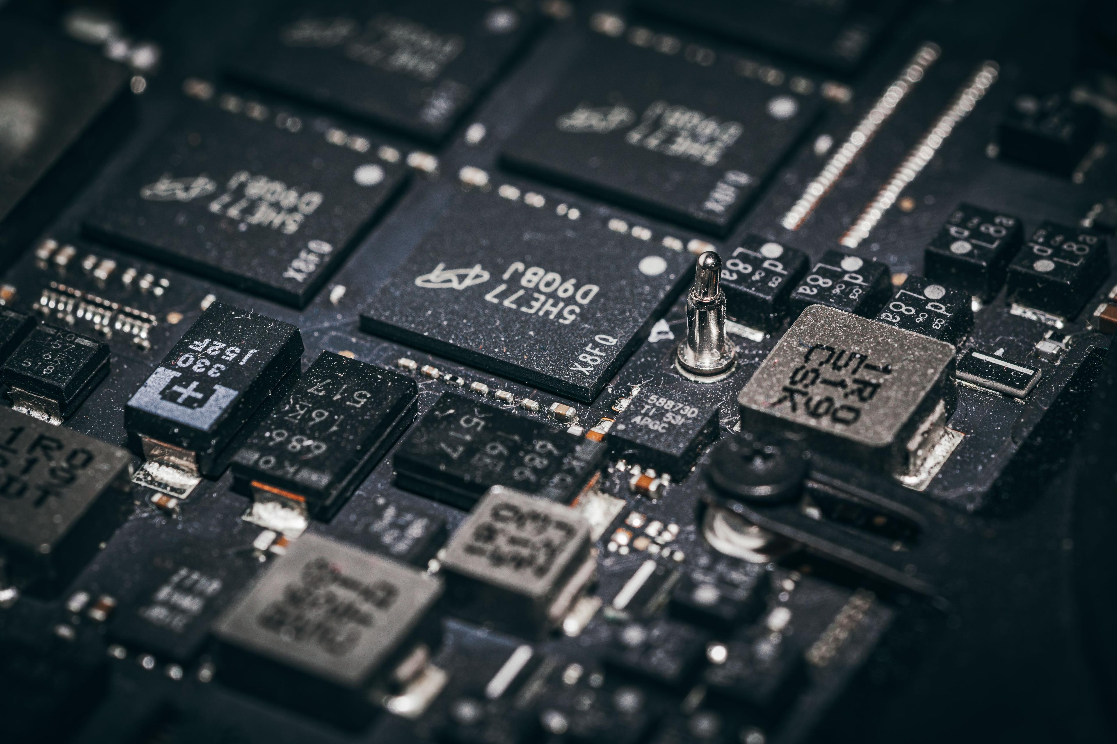 Os Chips de IA da Broadcom Valem Mais de 10 Mil Milhões. Por Trimestre.